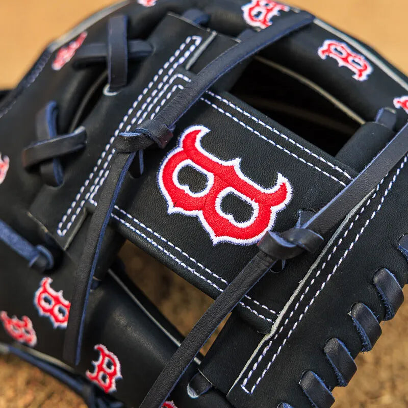 Boston Red Sox Heart of the Hide 11.75-Inch Infield Glove